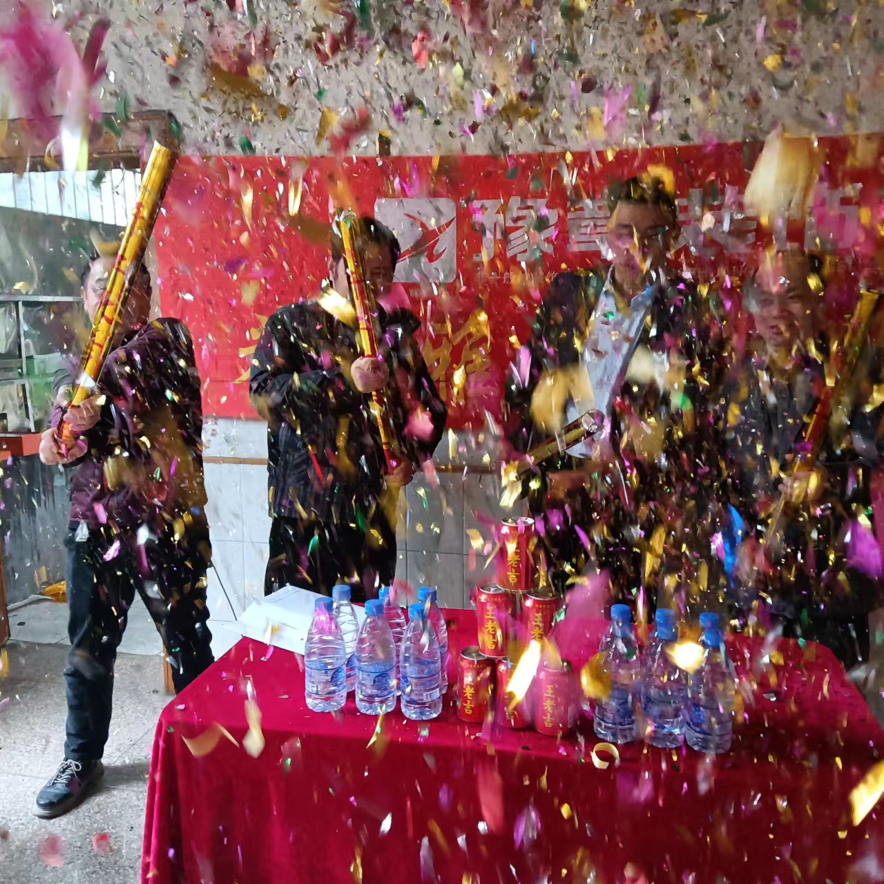 恭祝城南私房張總愛(ài)家開(kāi)工大吉?。? /></a></dt>
                                <dd>
                                    <h4>
                                        <a href=